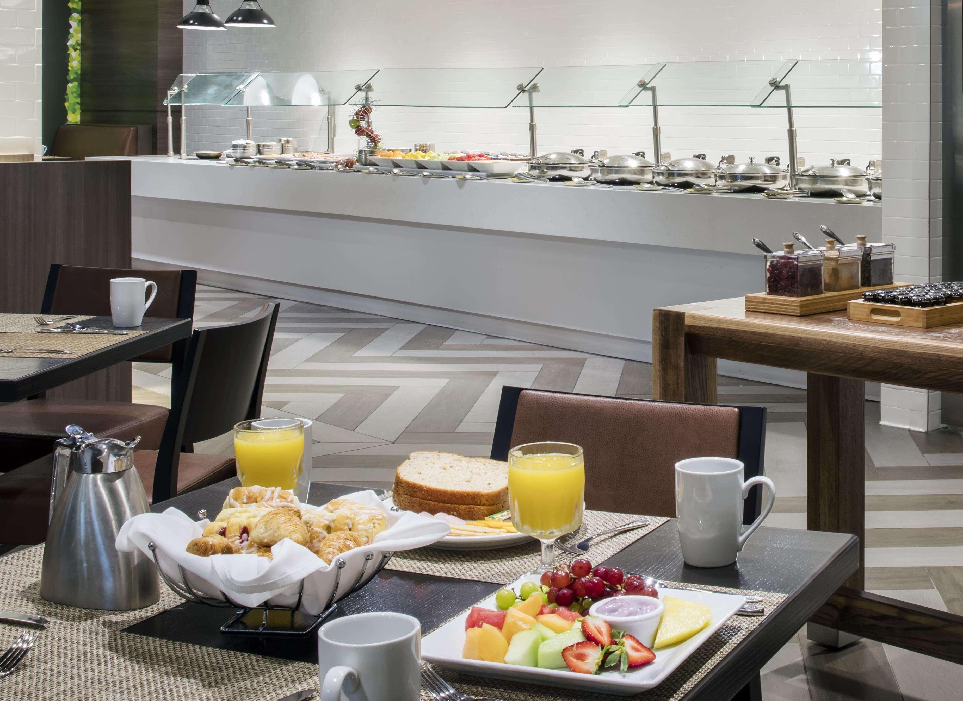Doubletree By Hilton Hotel Miami Airport & Convention Center Miami Springs Dış mekan fotoğraf