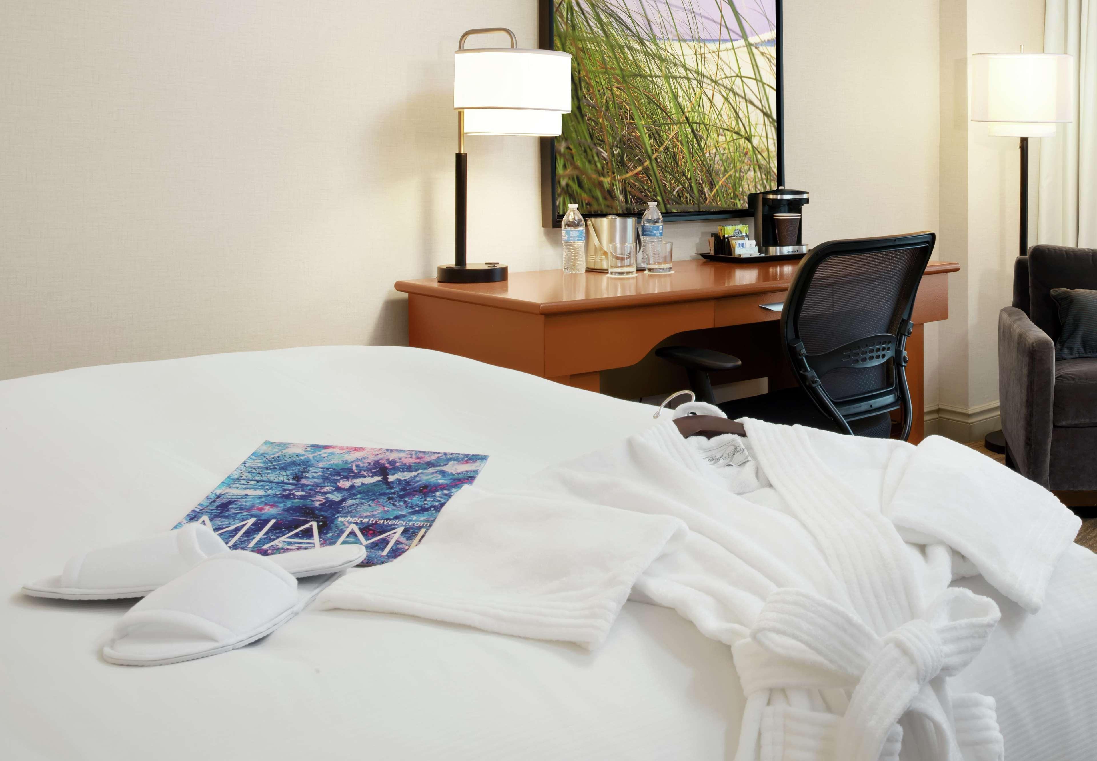 Doubletree By Hilton Hotel Miami Airport & Convention Center Miami Springs Dış mekan fotoğraf