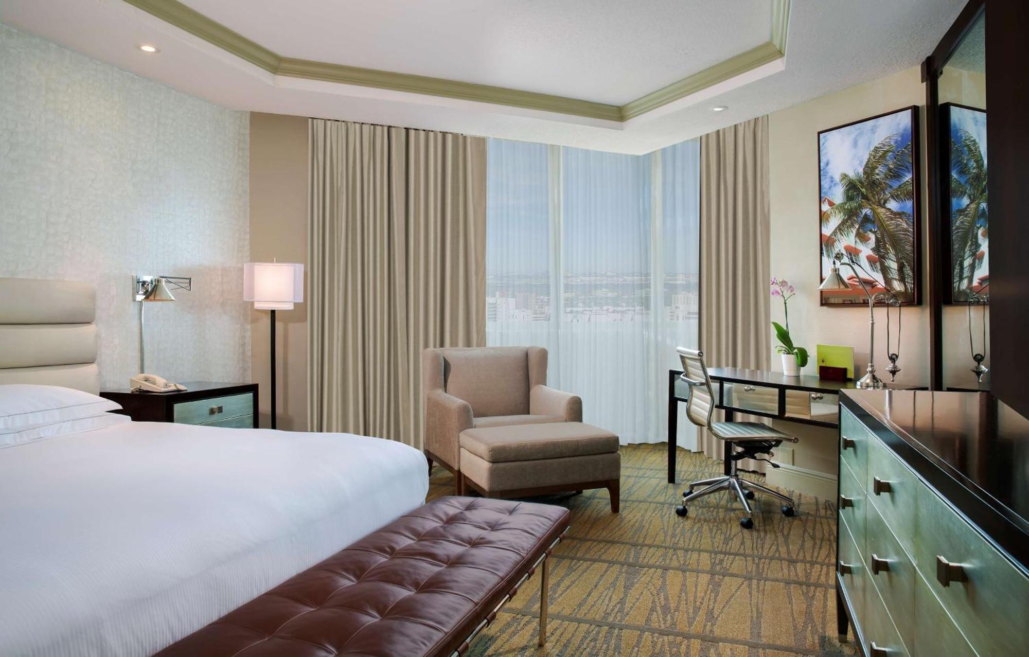 Doubletree By Hilton Hotel Miami Airport & Convention Center Miami Springs Dış mekan fotoğraf