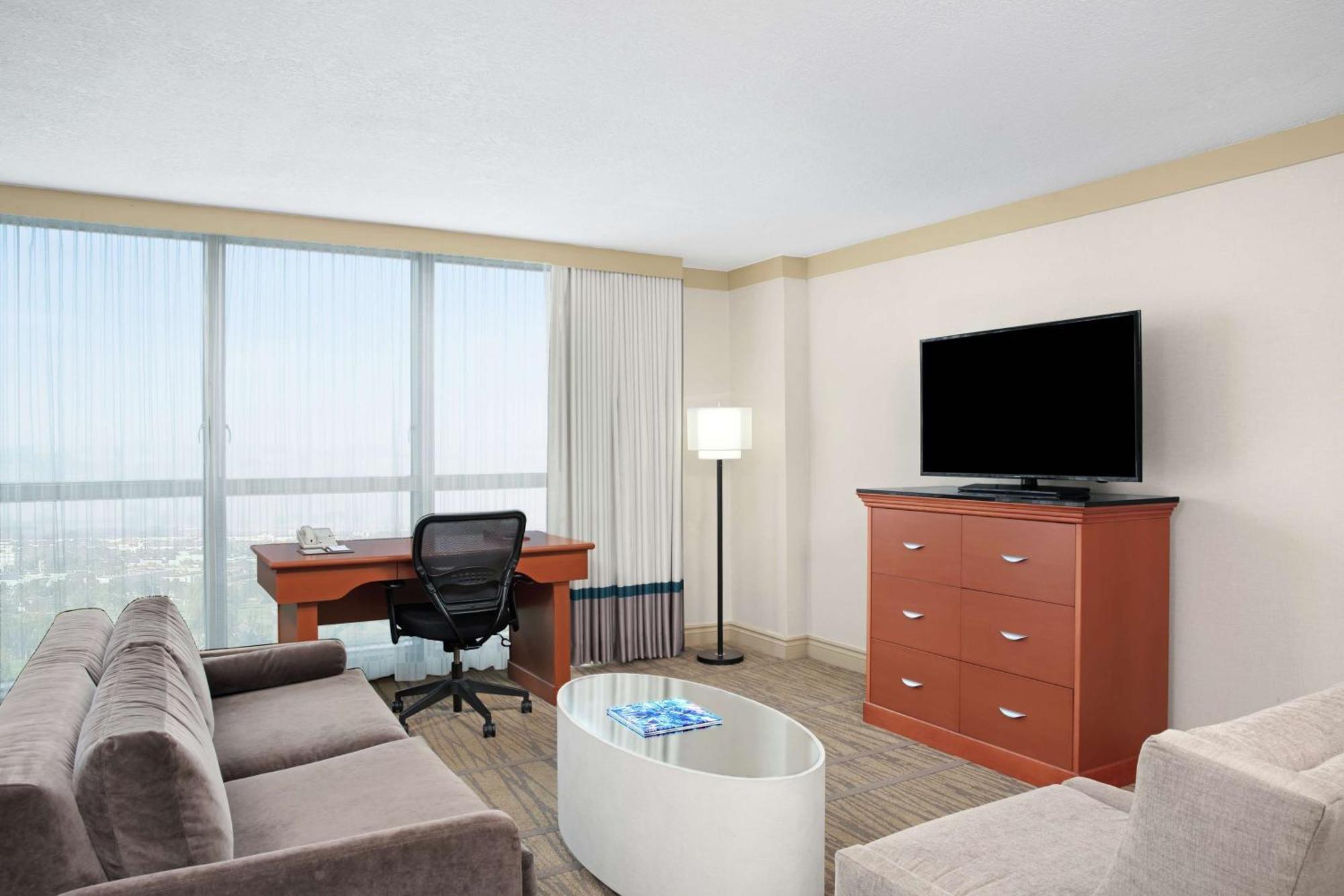 Doubletree By Hilton Hotel Miami Airport & Convention Center Miami Springs Dış mekan fotoğraf